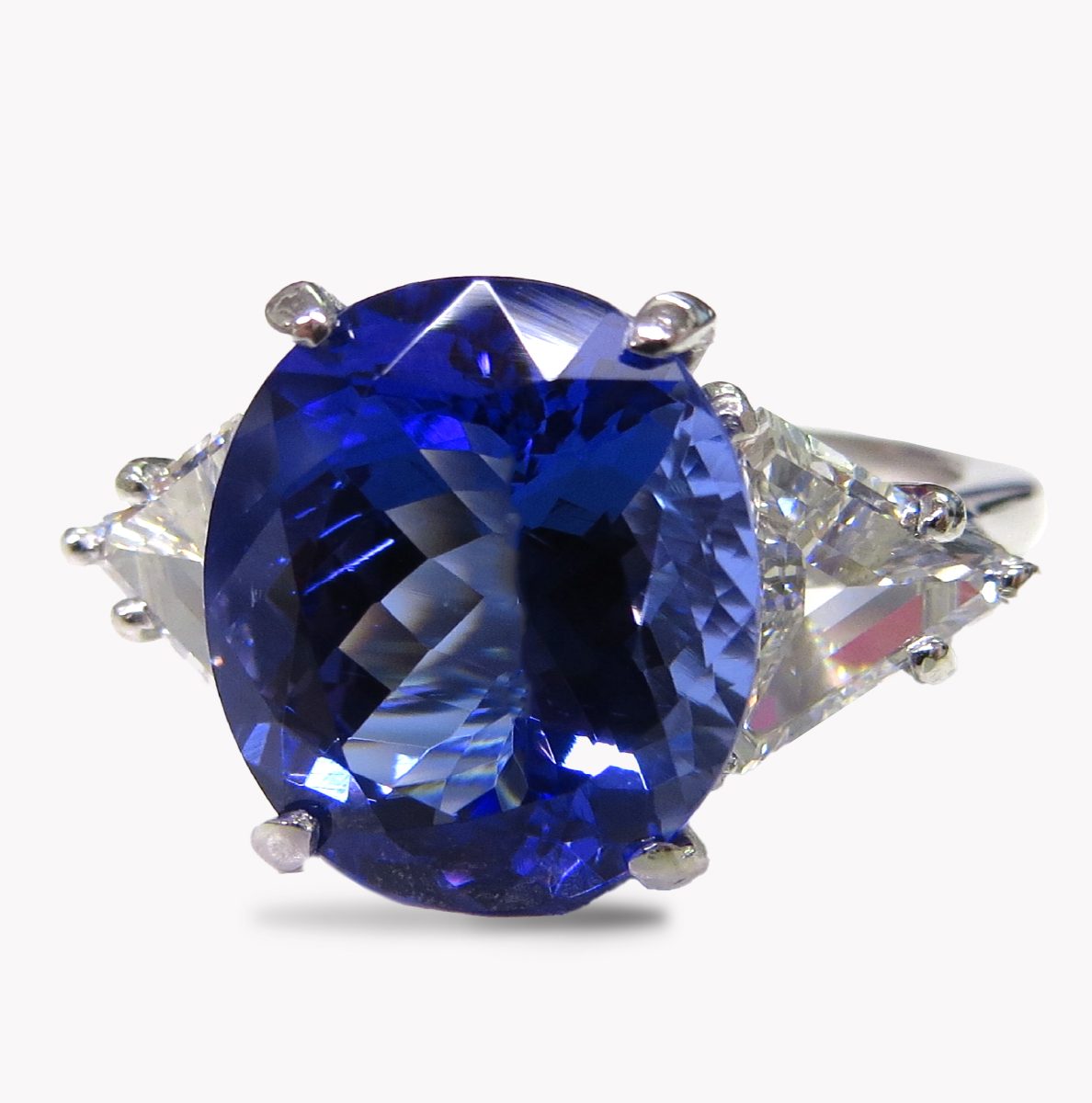 21358 Classic Three Stone Tanzanite Diamond Ring in Platinum