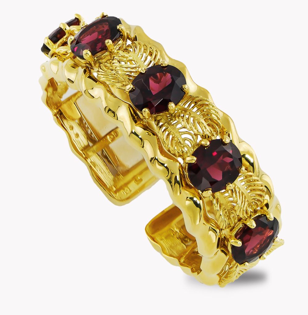 21853 Designer Leaf Bracelet with Rhodolite Garnett in Yellow Gold