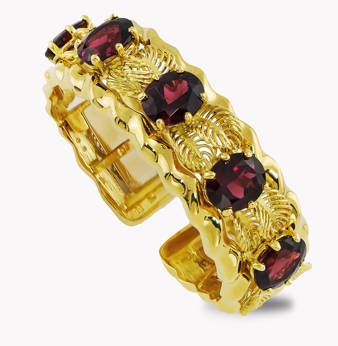 21853 Designer Leaf Bracelet with Rhodolite Garnett in Yellow Gold