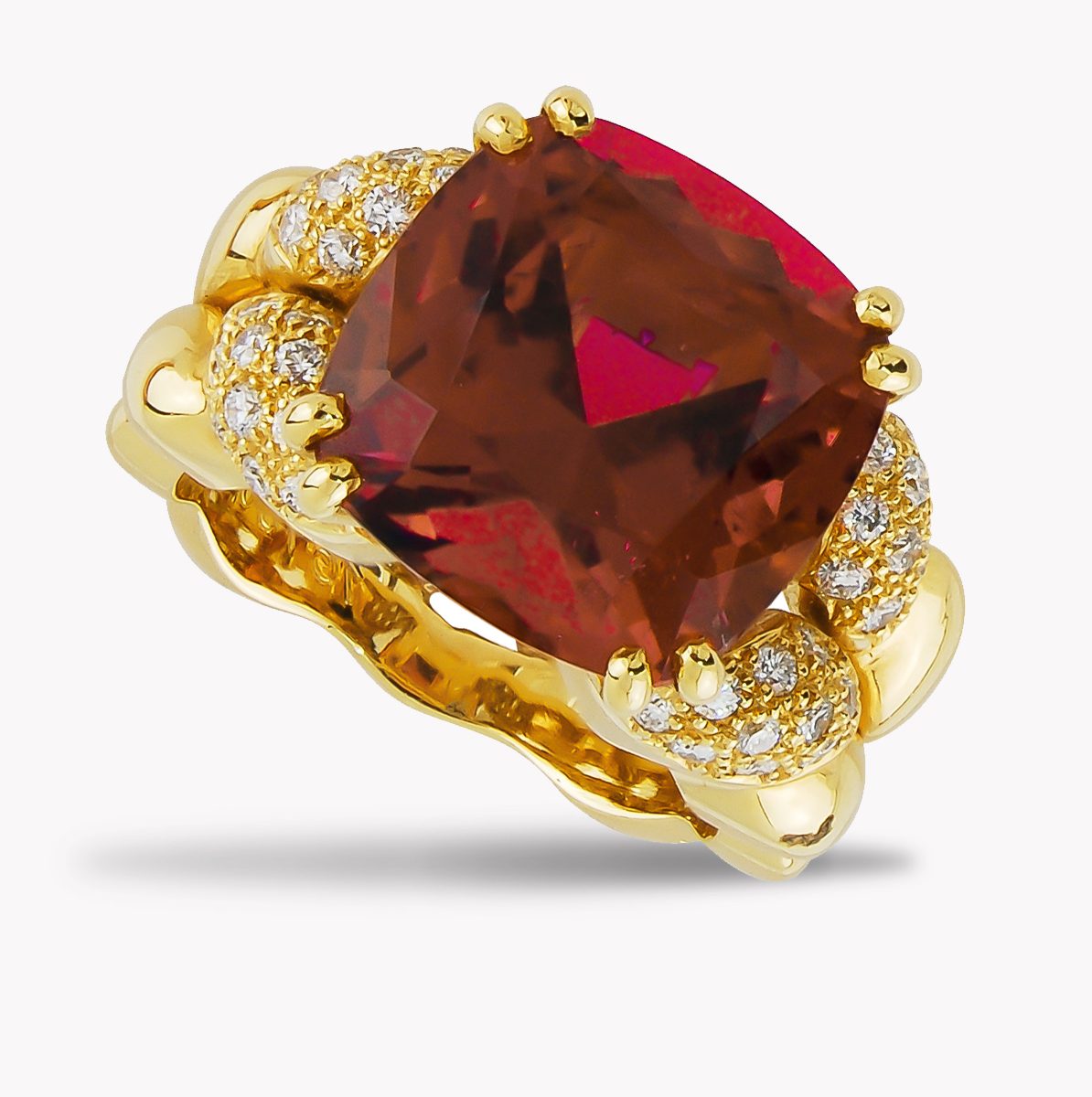 23195 rubellite and diamond ring in yellow gold