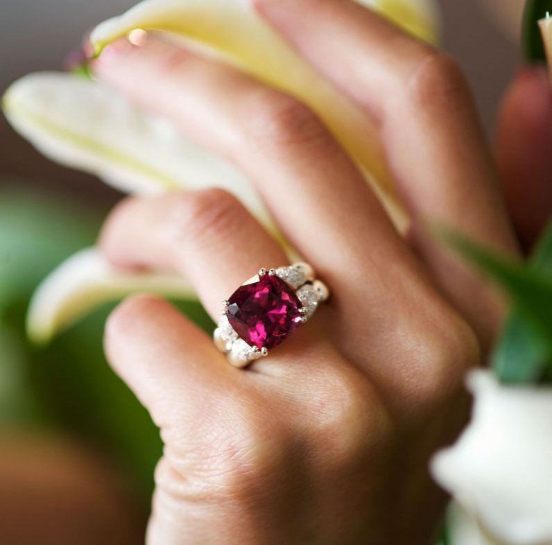 23195 rubellite and diamond ring in yellow gold additional images