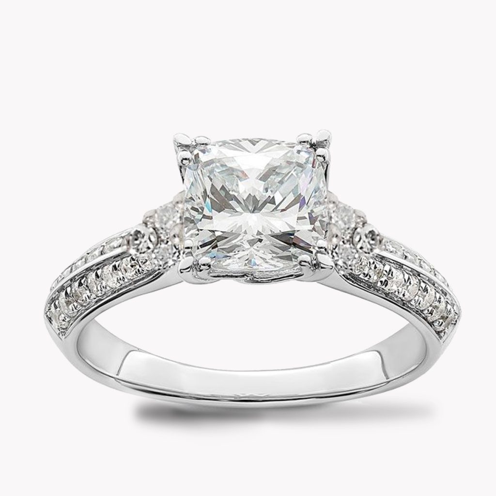 23649 Diamond Ring with Princess Cut Diamond