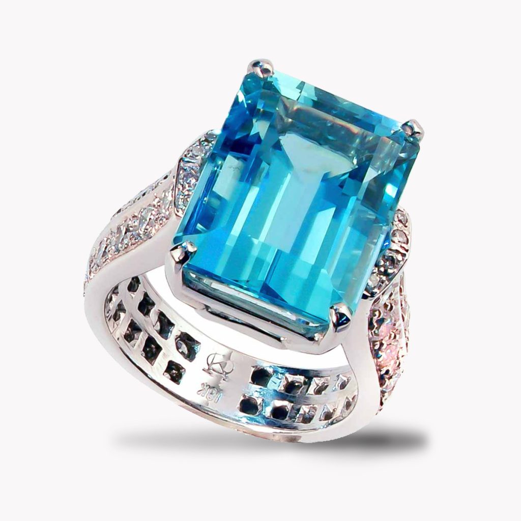 23844 Classic Aquamarine & Diamond Ring in Platinum