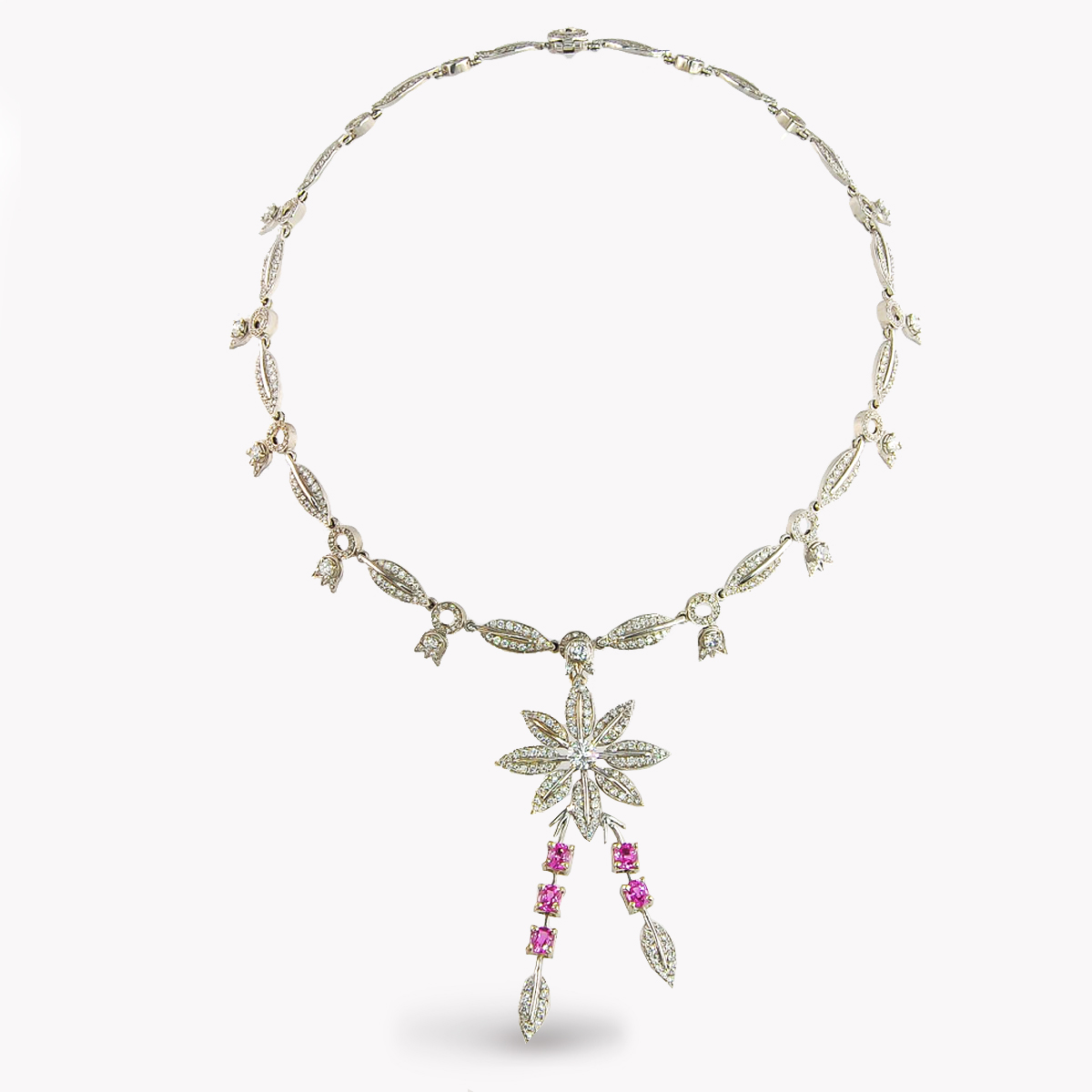 Item #23108 Lily Of The Valley Diamond Feuille Collar Necklace In White Gold