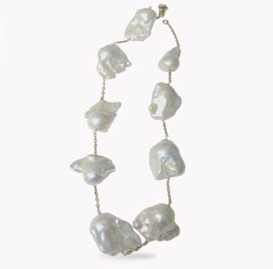 23292 Baroque freshwater Pearls on 14kt Yellow Gold chain